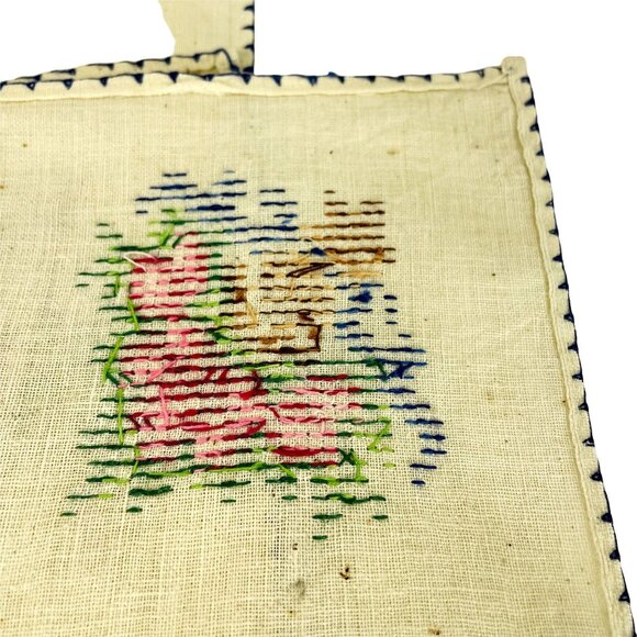 Vintage Linen Dinner Napkins Lot 4 Burlap Needlepoint Embroidered Handmade u - Picture 5 of 5